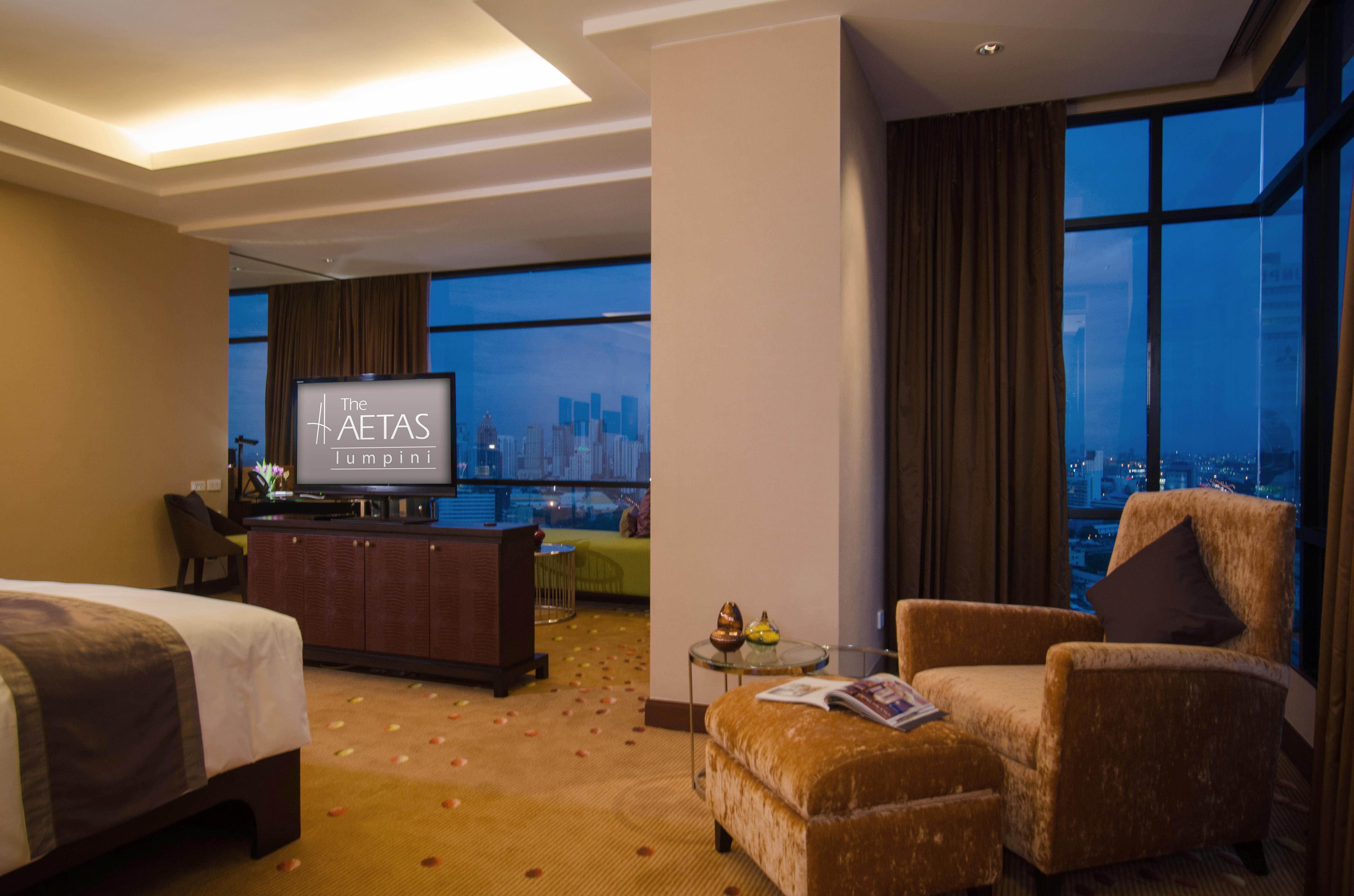 Aetas Lumpini Hotel Bangkok Exterior photo