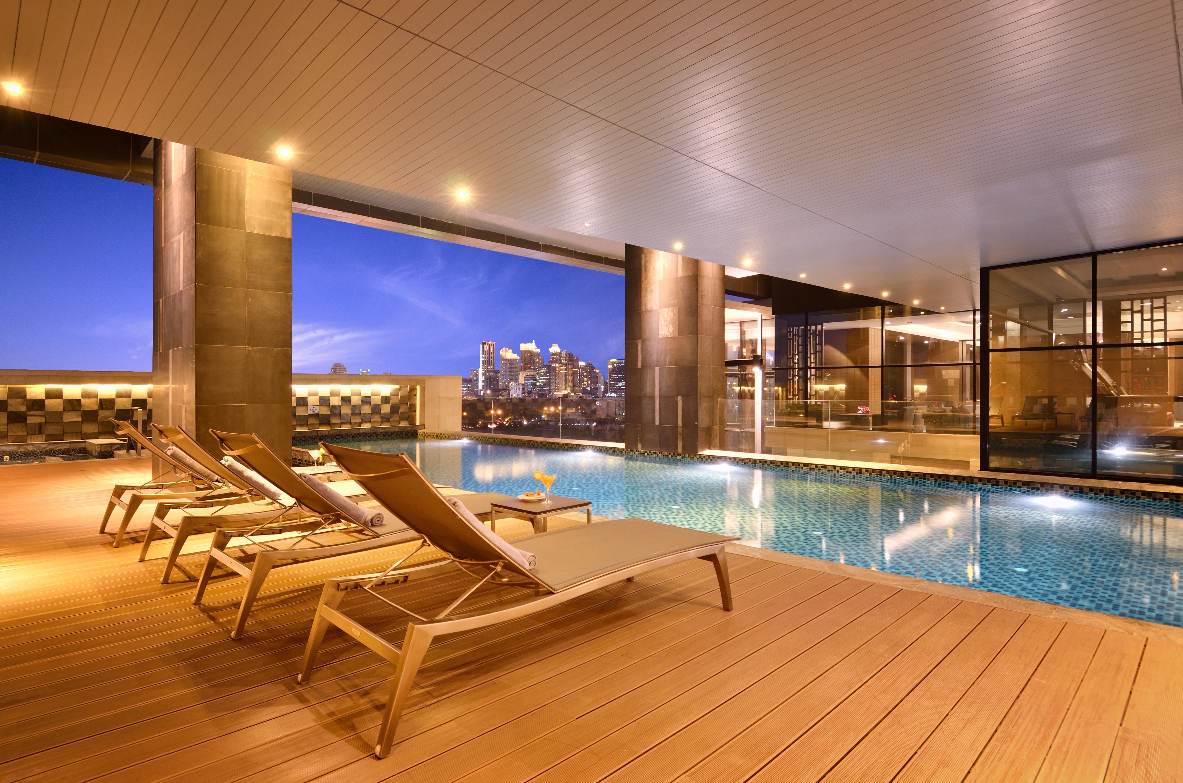 Aetas Lumpini Hotel Bangkok Exterior photo