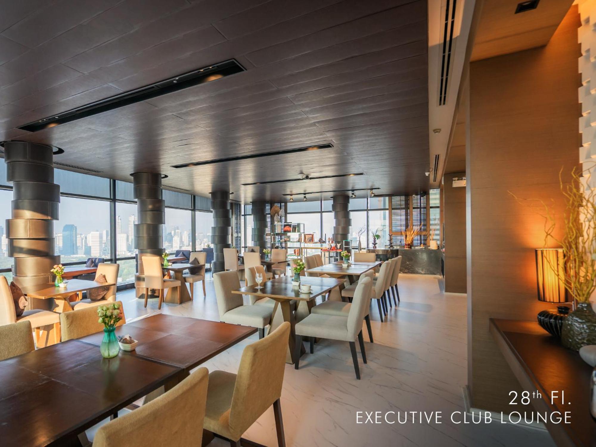 Aetas Lumpini Hotel Bangkok Exterior photo