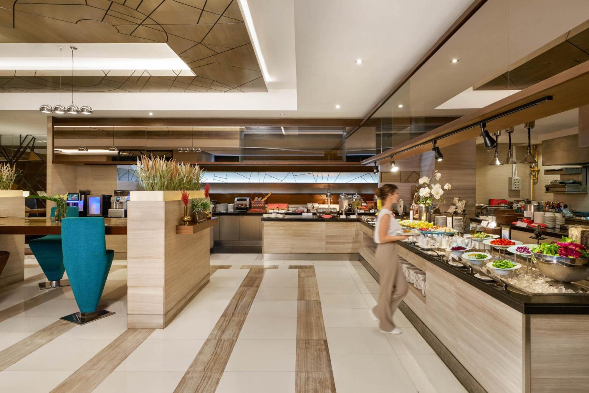 Aetas Lumpini Hotel Bangkok Exterior photo
