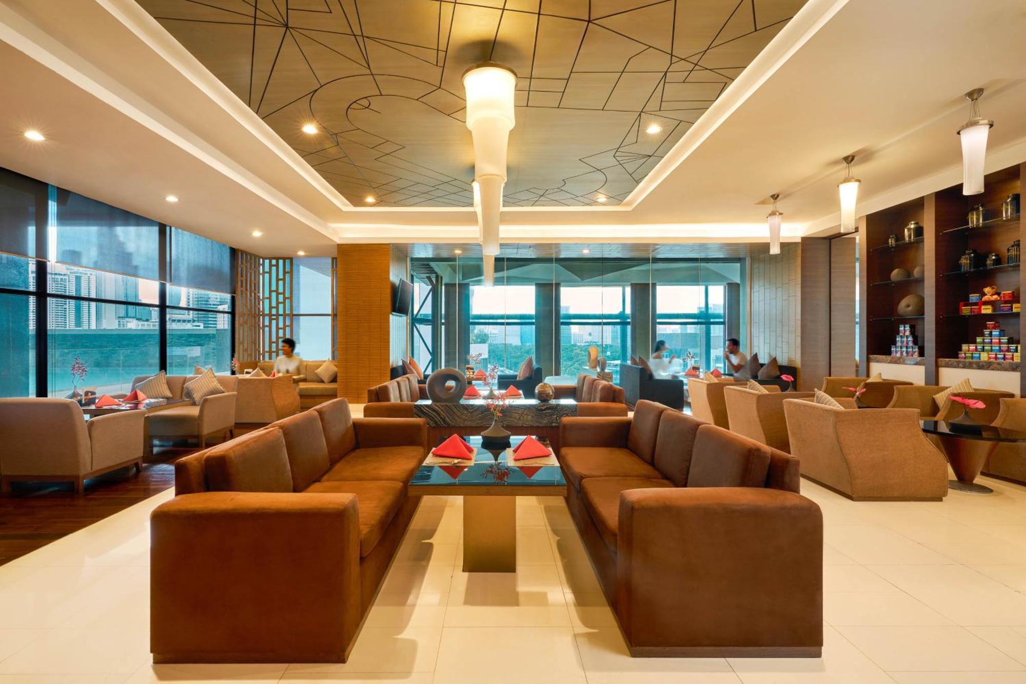 Aetas Lumpini Hotel Bangkok Exterior photo