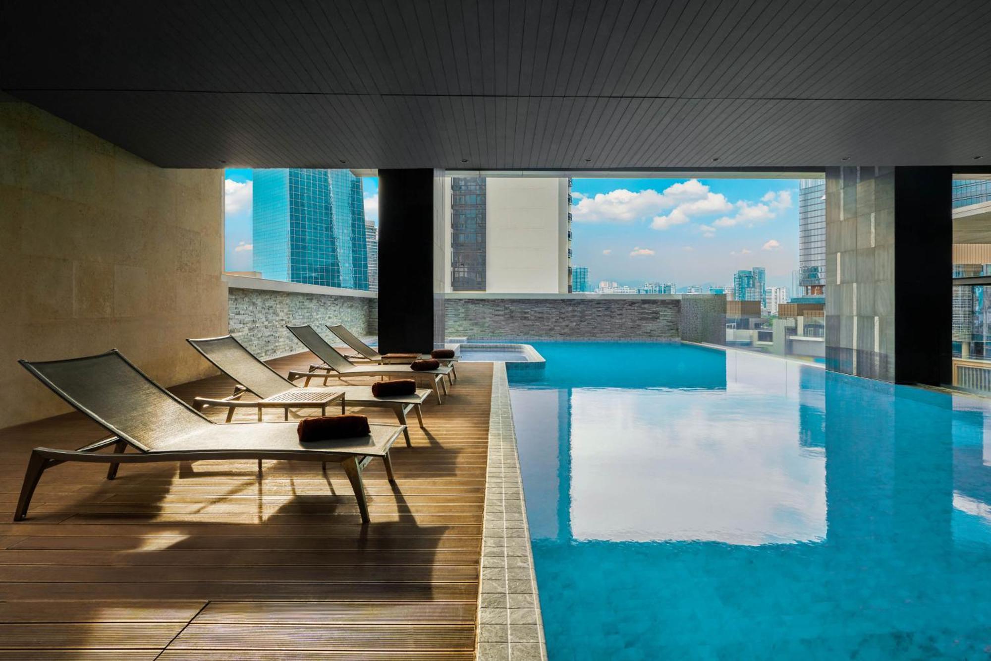 Aetas Lumpini Hotel Bangkok Exterior photo