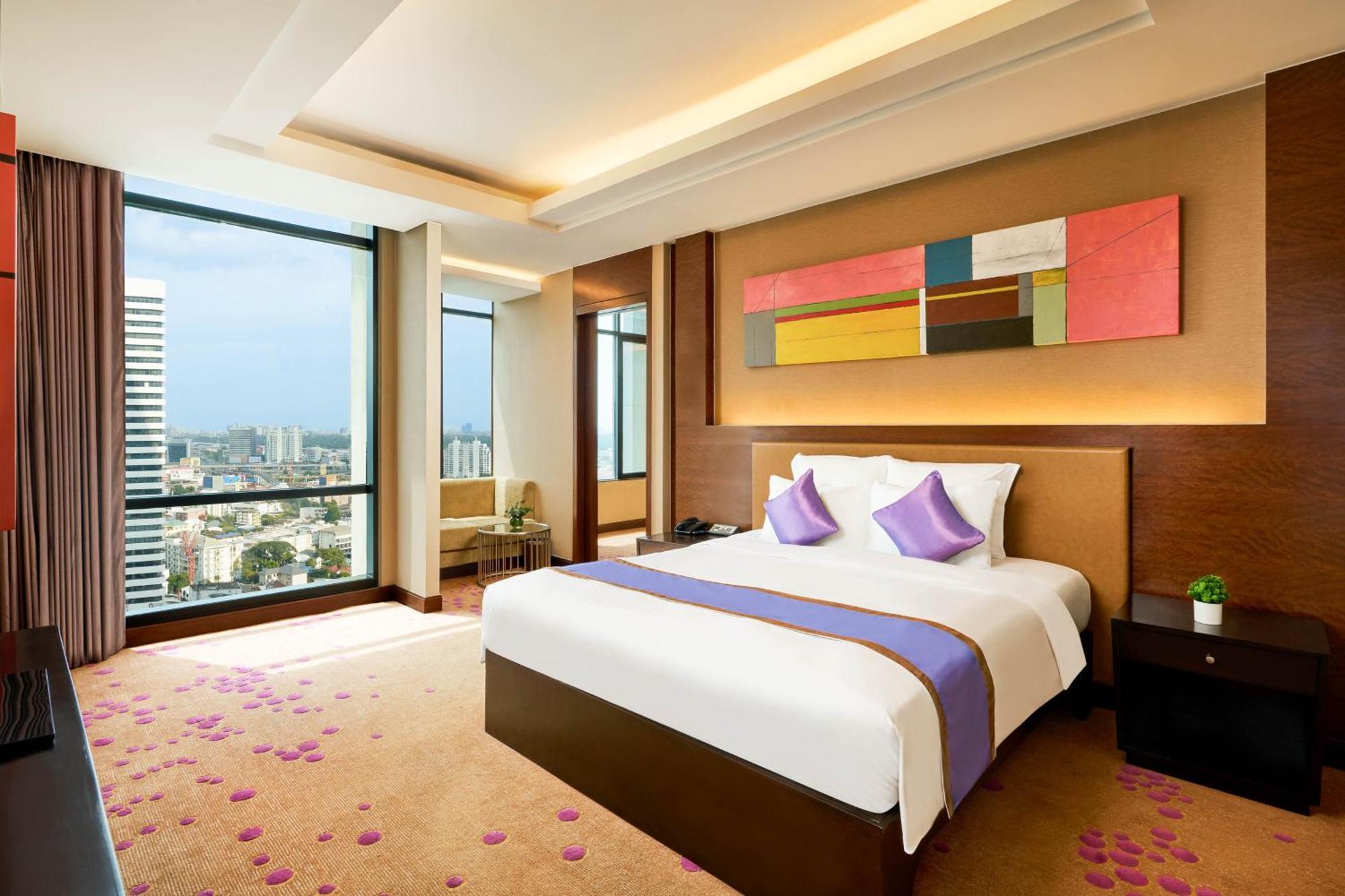 Aetas Lumpini Hotel Bangkok Room photo